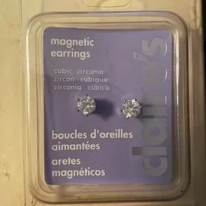 Claire's Jewelry Lot Of Magnetic And Clip On And Real Earrings